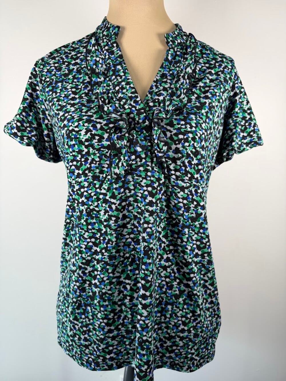 Style & Co Womens Ruffle V-Neck Short Sleeve Top L Green Blue Black Abstract